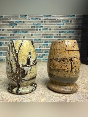 Natural Chinese Painting Stone Hand-Carved Vases